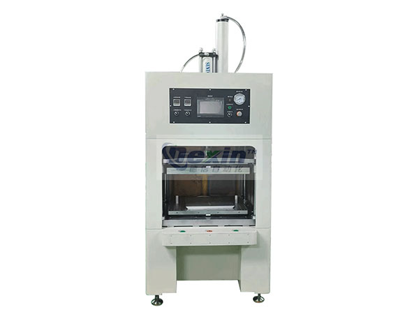 皮革皮套熱壓機(jī).jpg 皮革皮套熱壓機(jī).jpg